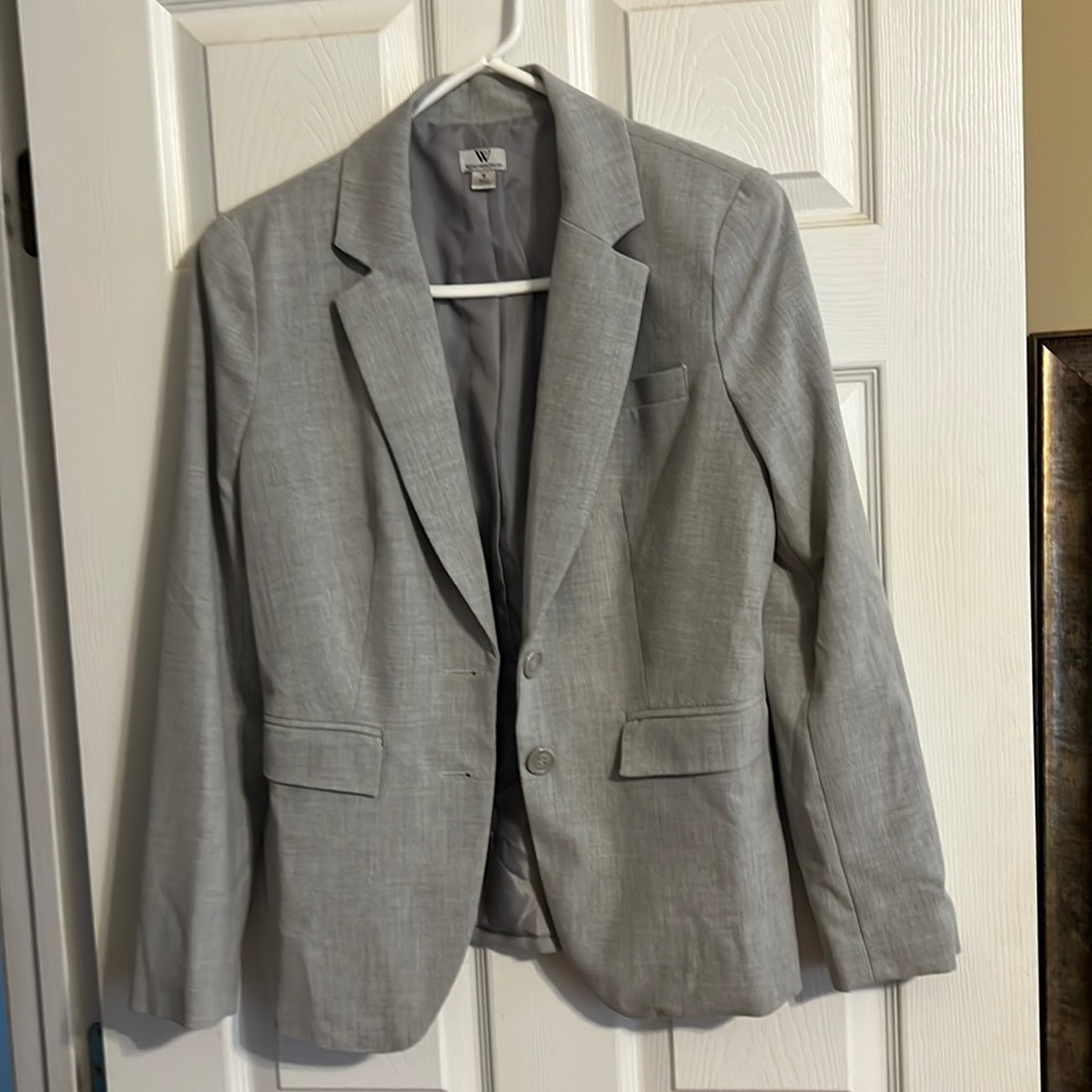Blazer size 6 light gray Worthington